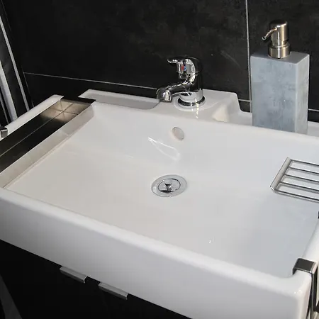 Oda ve Kahvaltı Amari 58